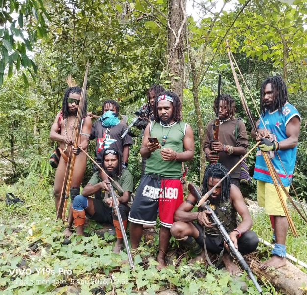 Kopitua Heluka & Elkius Kobak